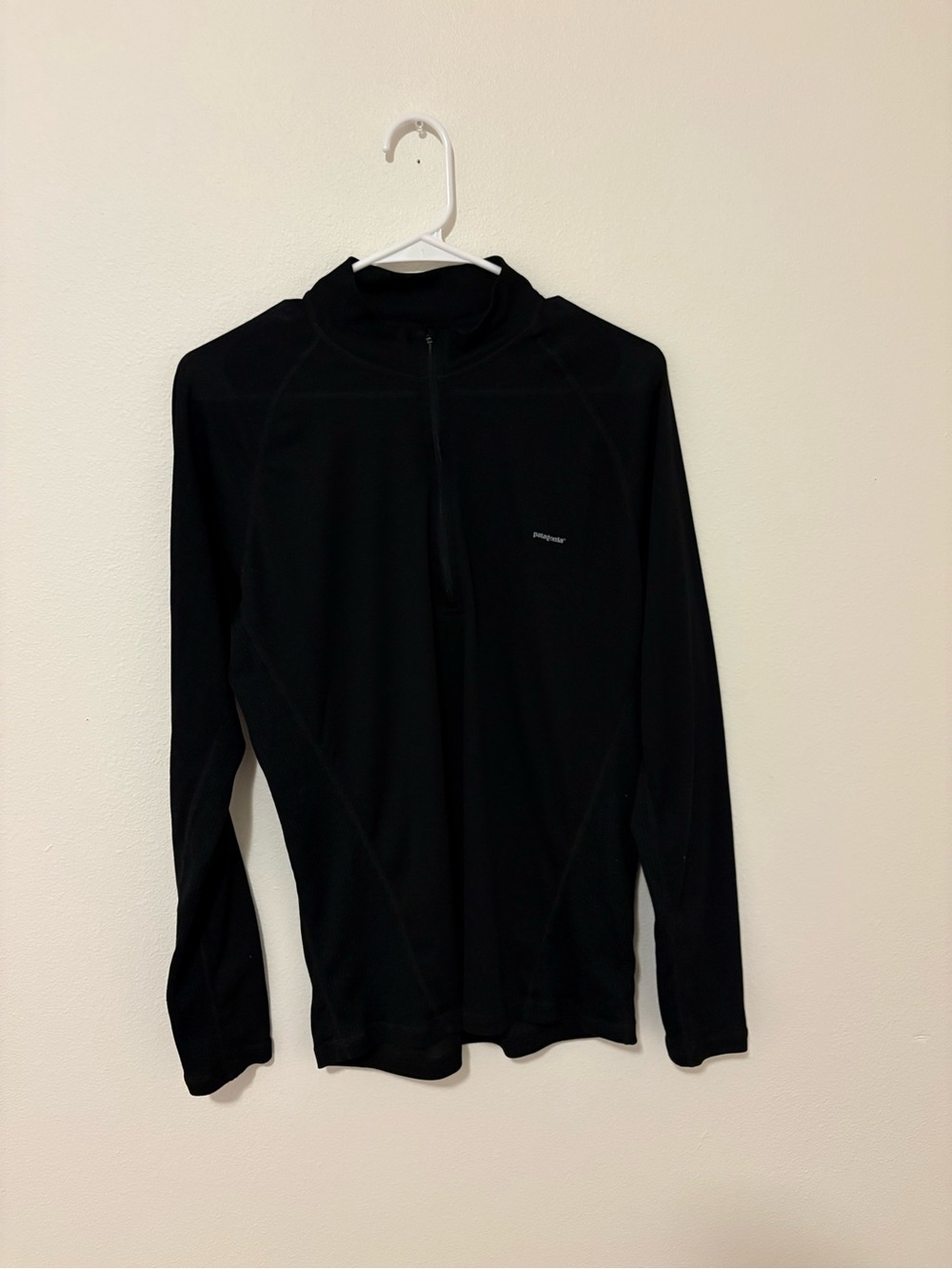 Patagonia Black Men’s Long-Sleeve Quarter Zip Lightweight Shirt MEDIUM